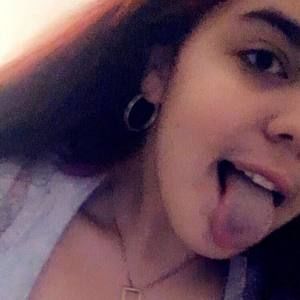 Meet your Posher, Violet